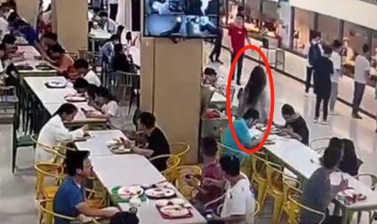 爆料食堂女子视频,揭秘校园食堂惊人内幕 第1张 爆料食堂女子视频,揭秘校园食堂惊人内幕 第1张